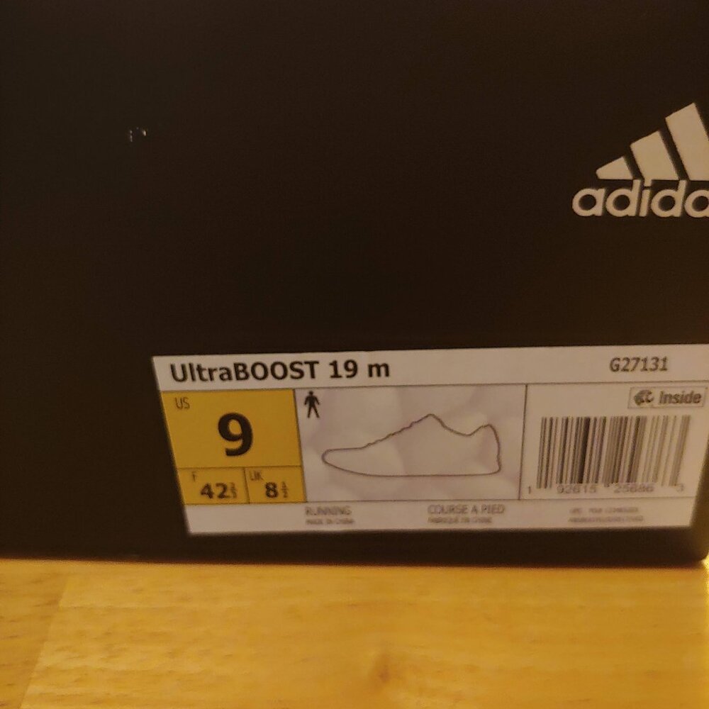 Adidas G27131, Ultra Boost 19M